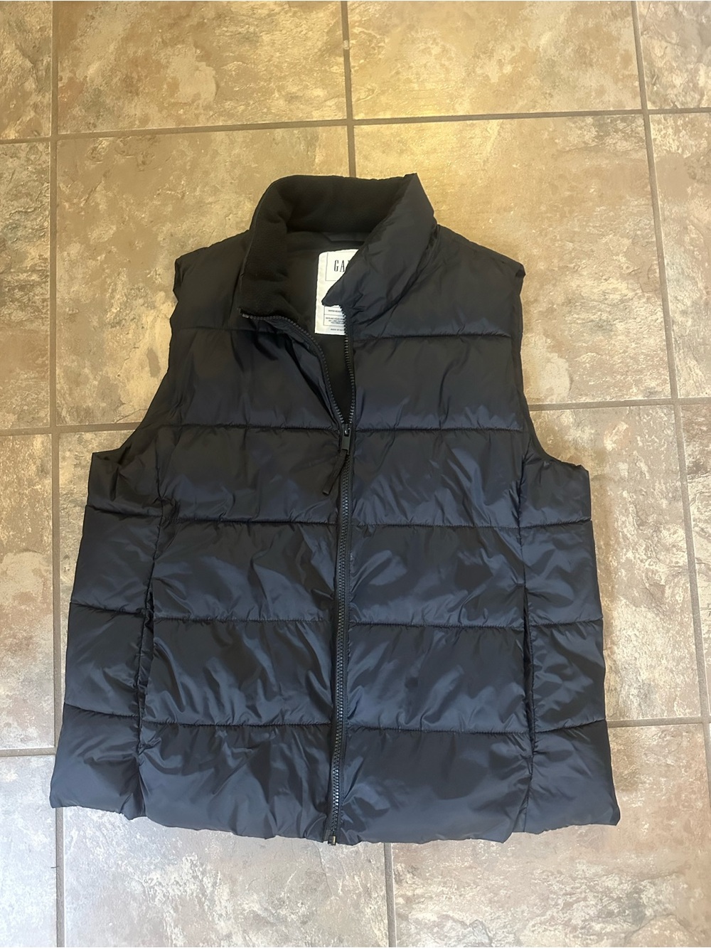 GAP Black Quilted Puffer Vest